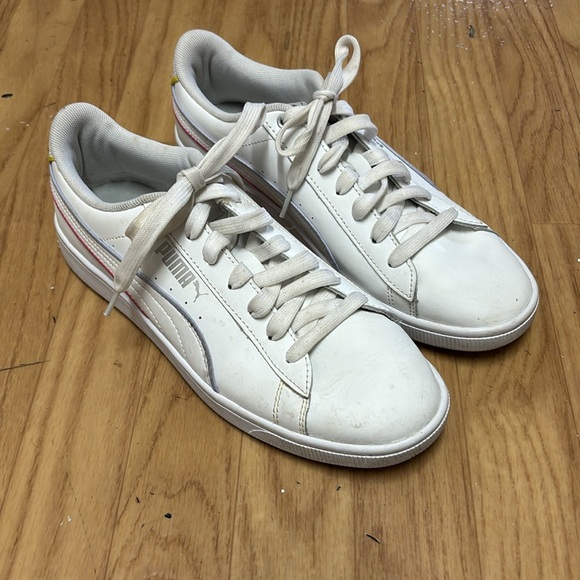 Puma Vikky v2 Sneaker Women 8.5 US 39 EUR 6 UK White Leather Classic Basketball - Picture 3 of 16